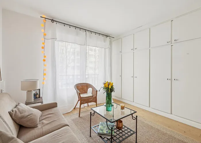 Near Des Invalides By Weekome Apartamento *